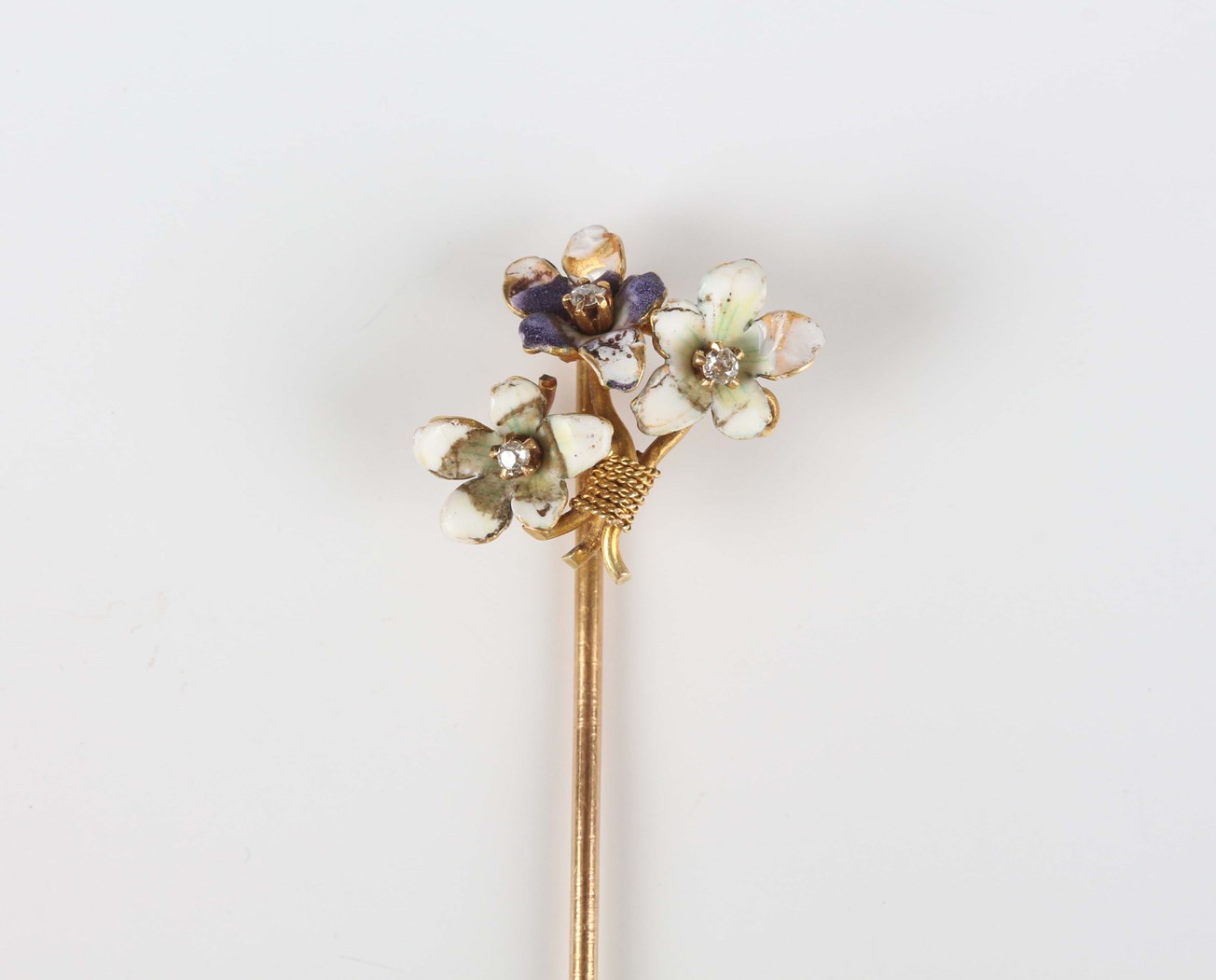 LOT 696