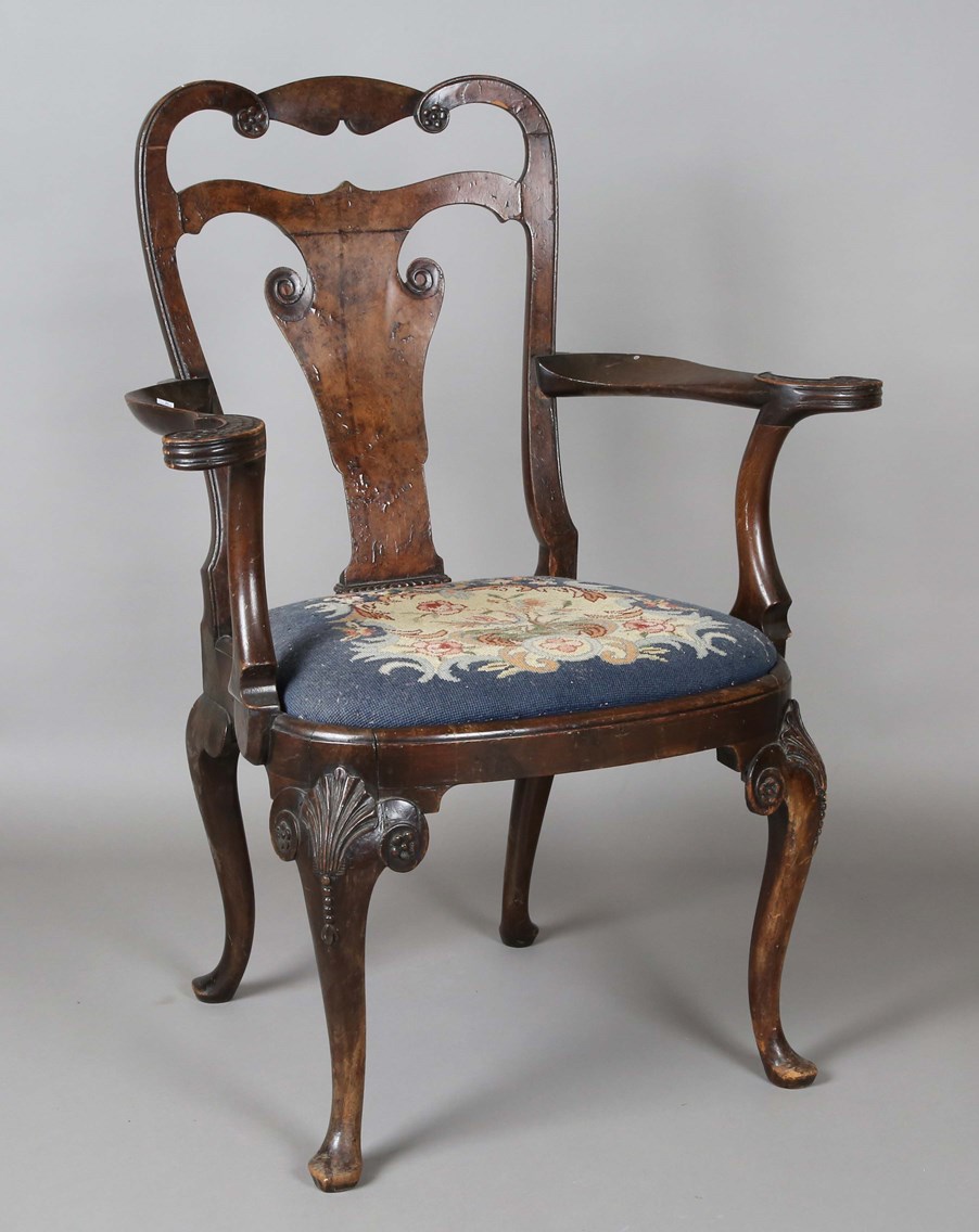 LOT 2056
