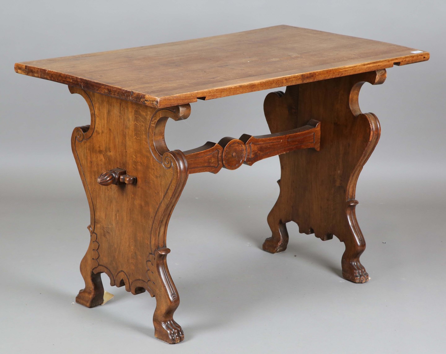 LOT 2075