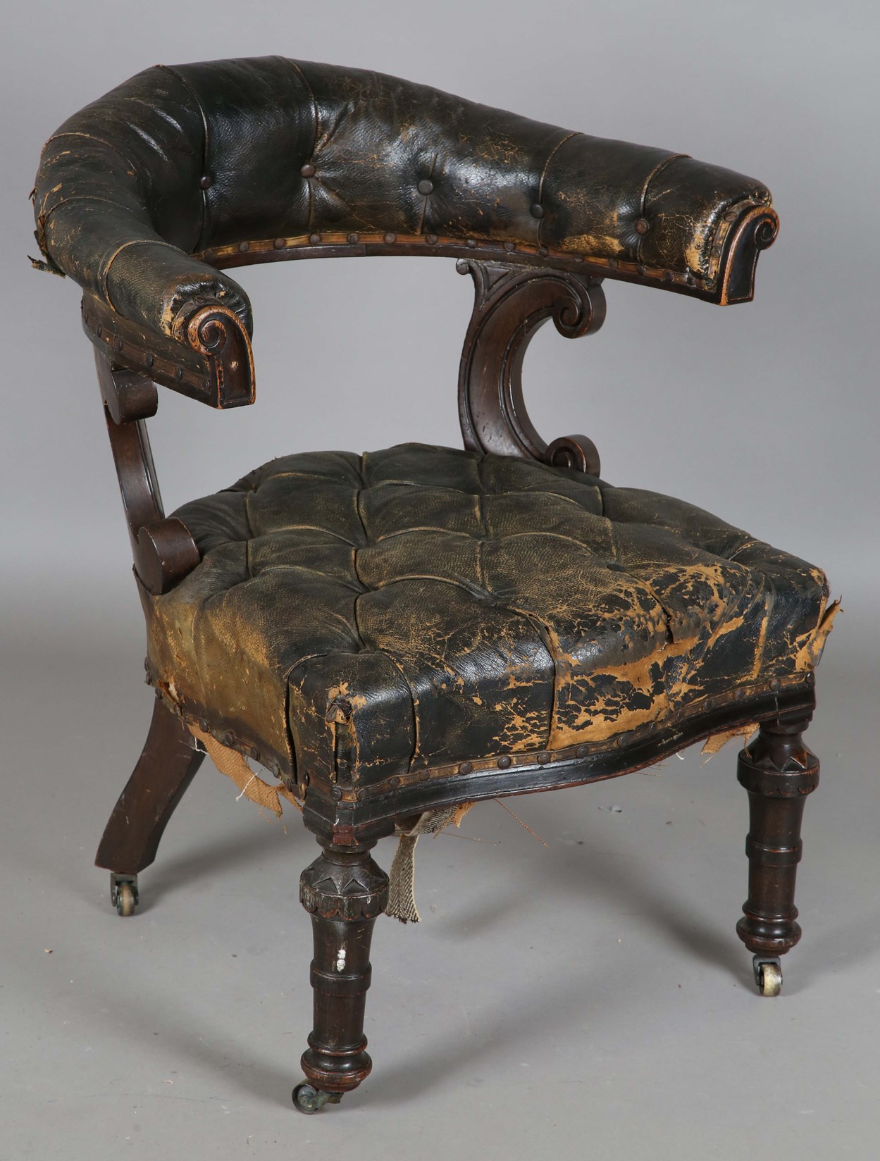 LOT 2083