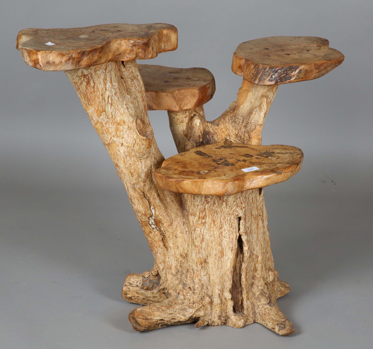 LOT 2085