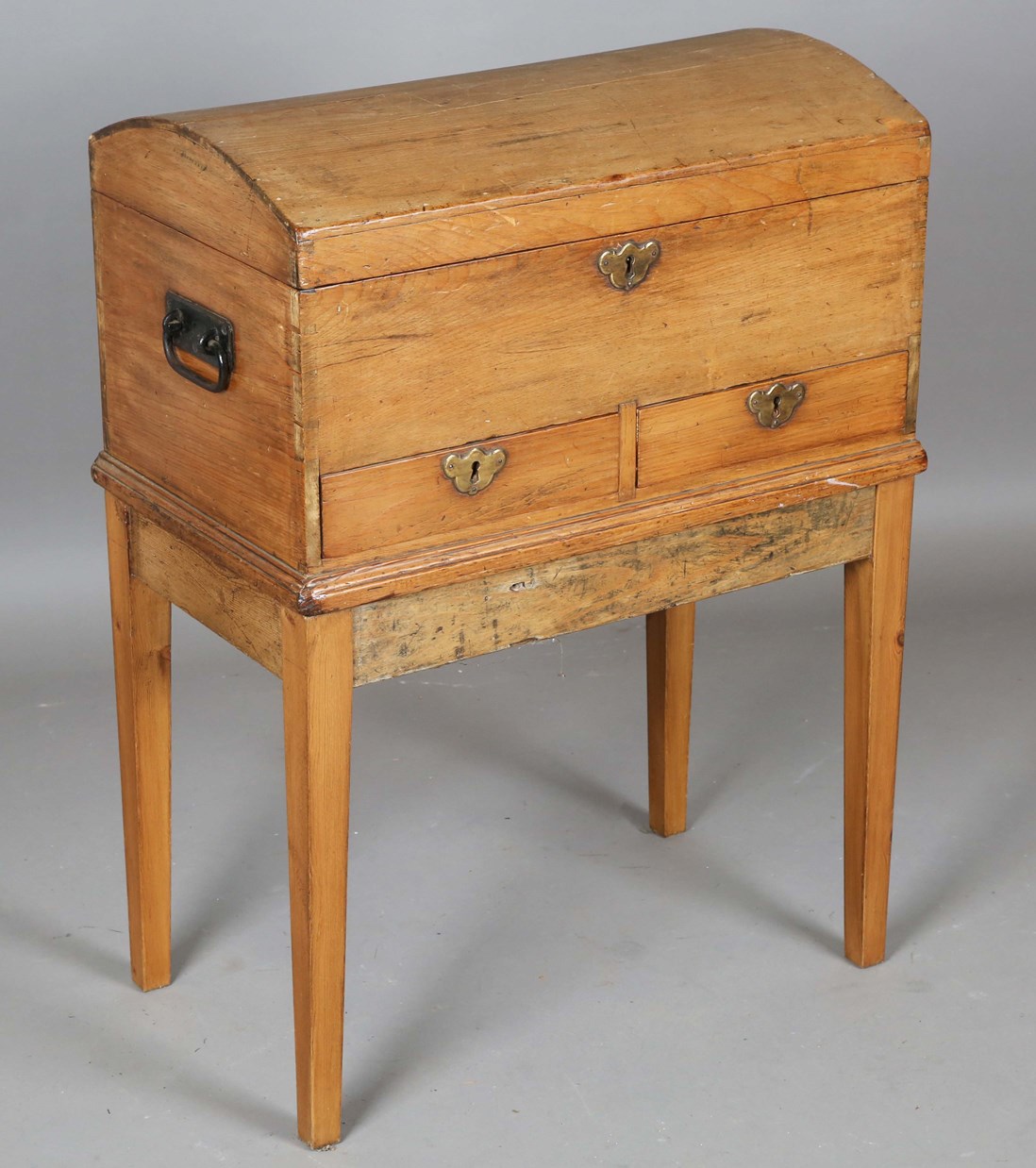 LOT 2122