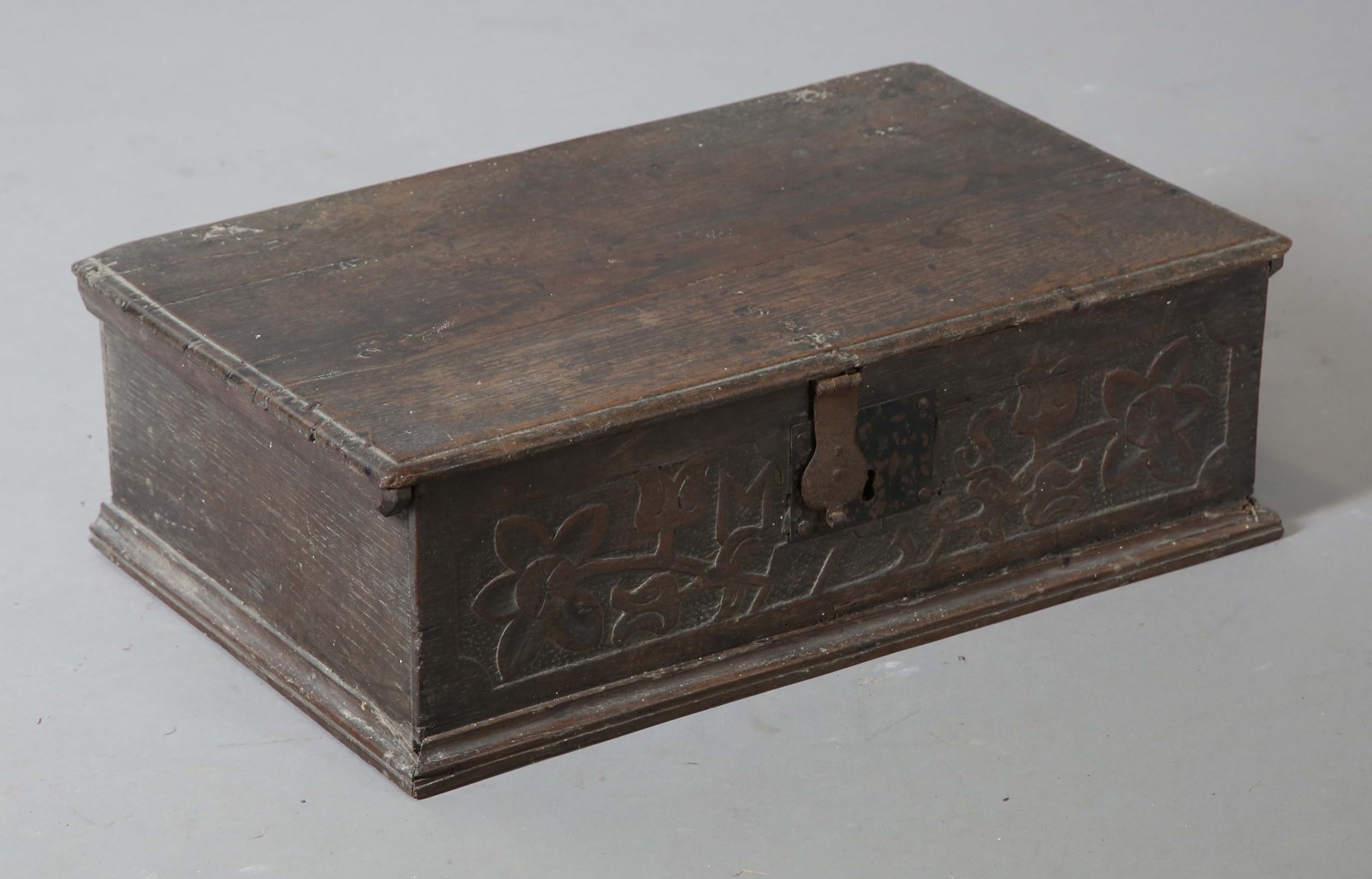 LOT 2142