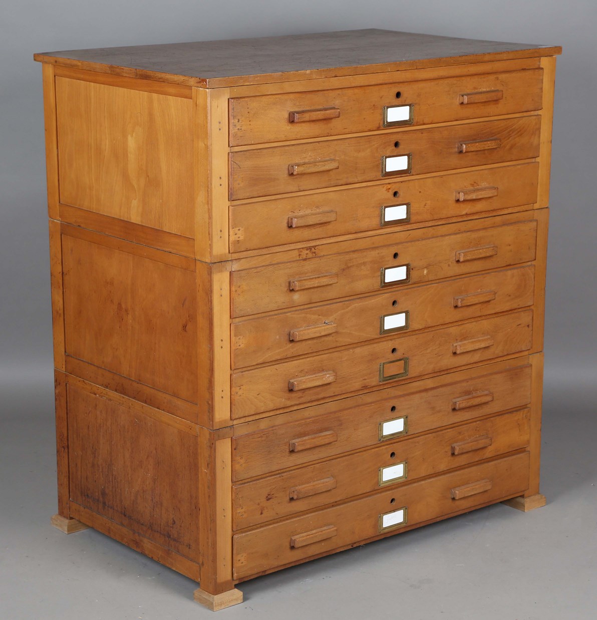 LOT 2172