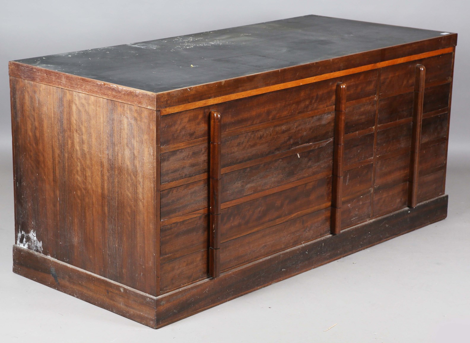 LOT 2174
