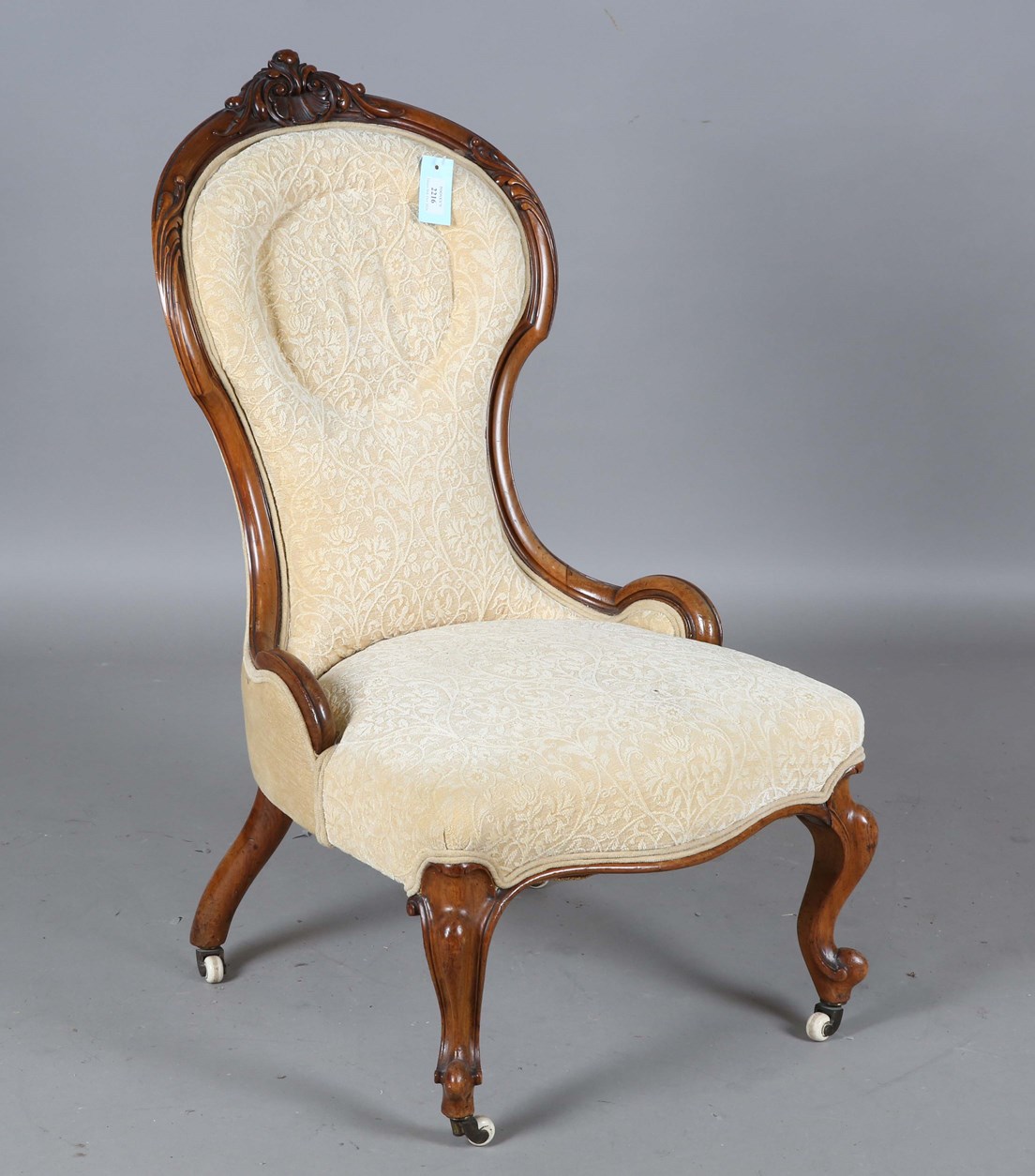 LOT 2216