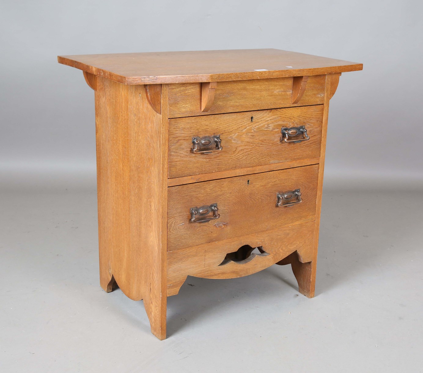 LOT 2318