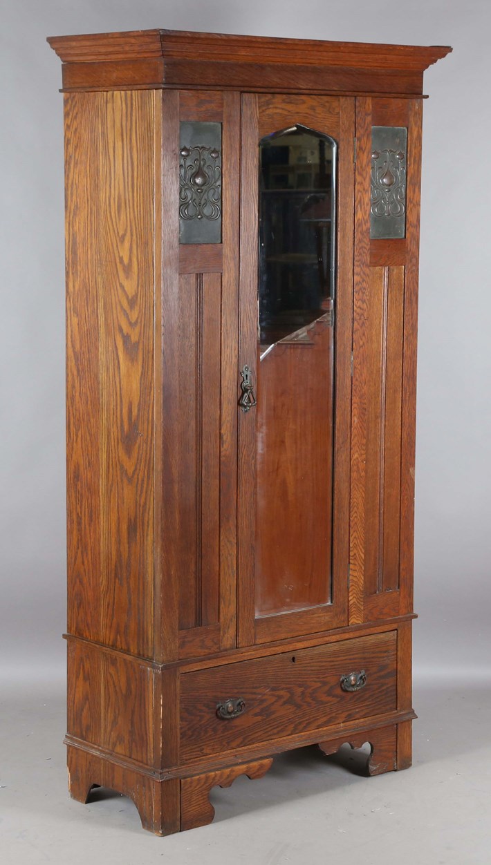 LOT 2348