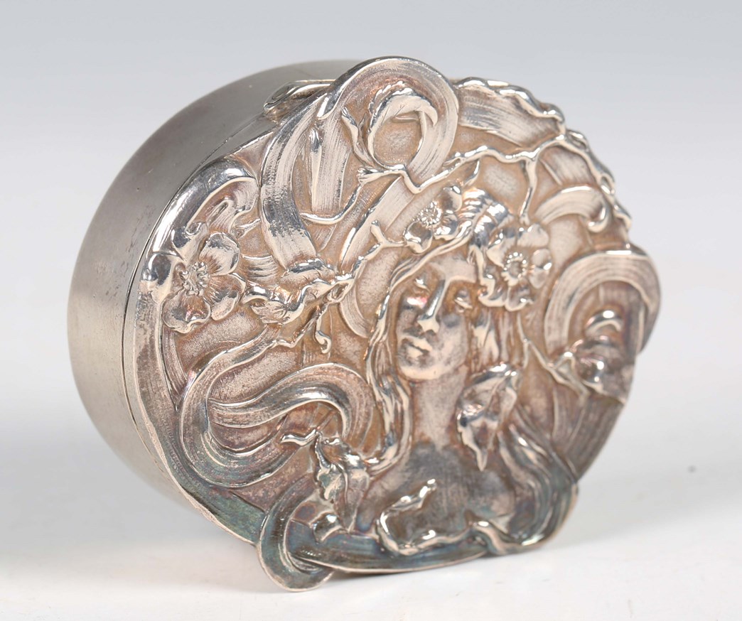 LOT 2352