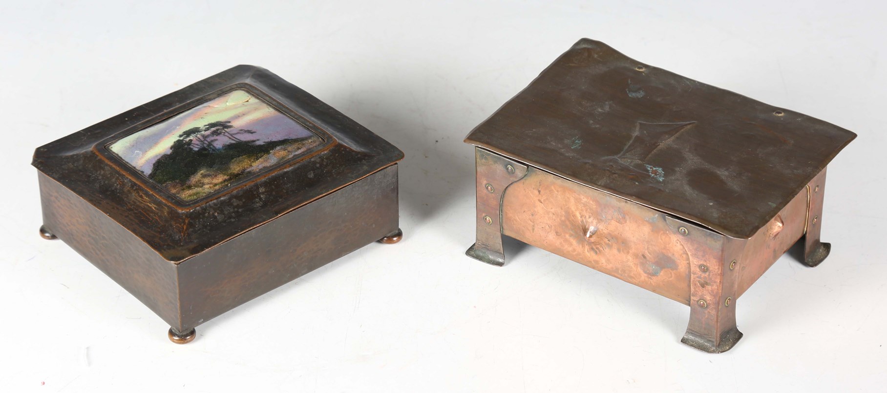 LOT 2371
