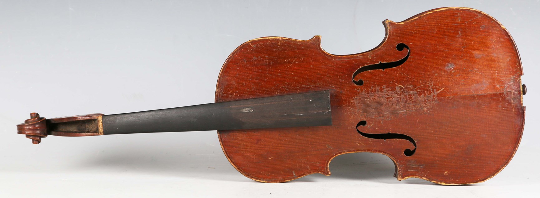 LOT 2570