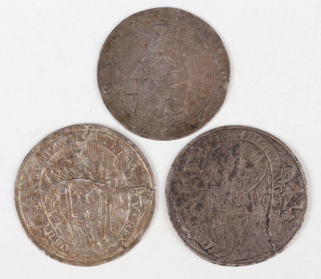 LOT 3074