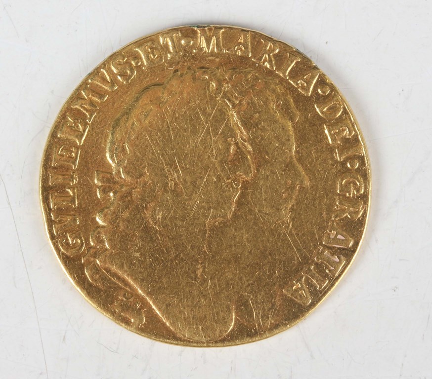 LOT 3098