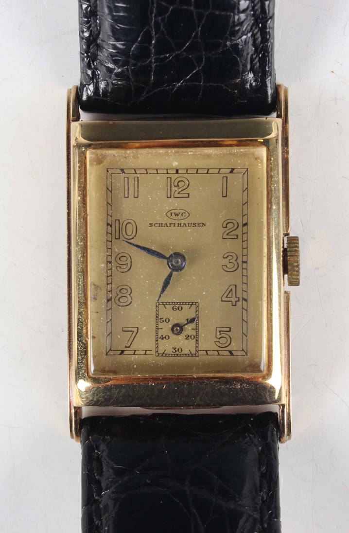 LOT 1047