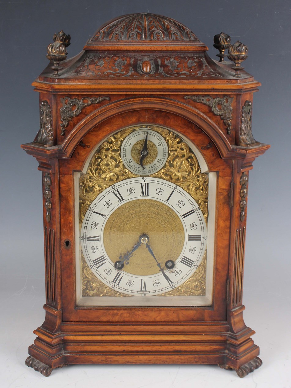 LOT 1207