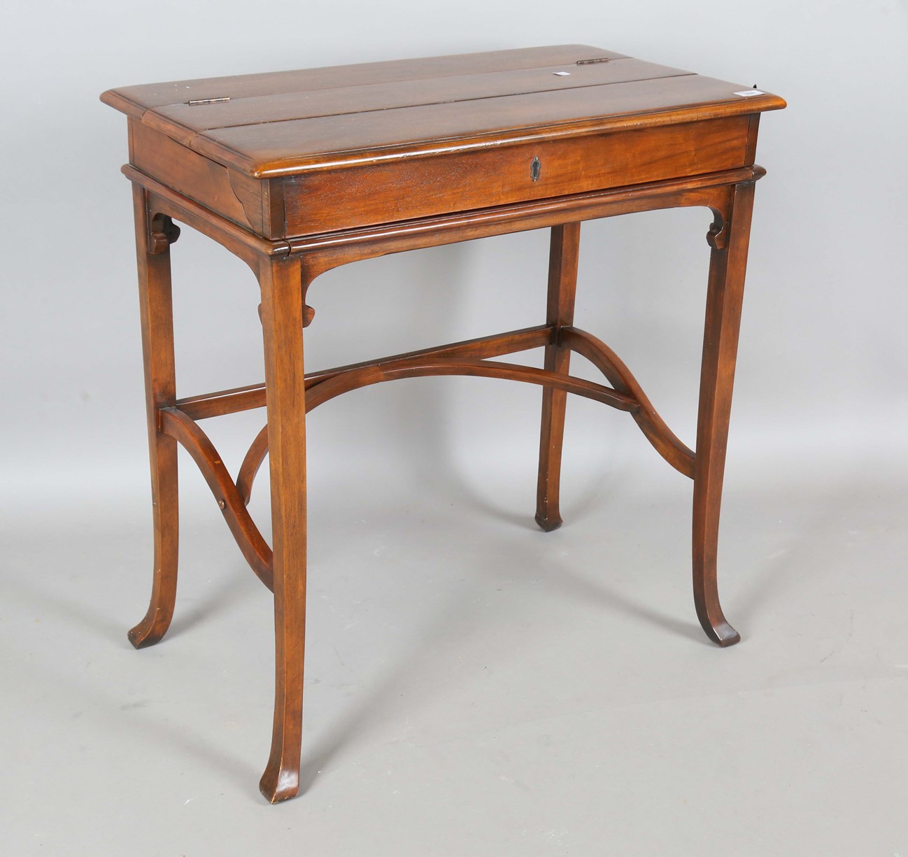 LOT 2048