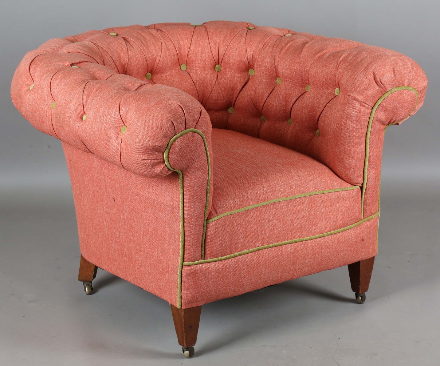 LOT 2052