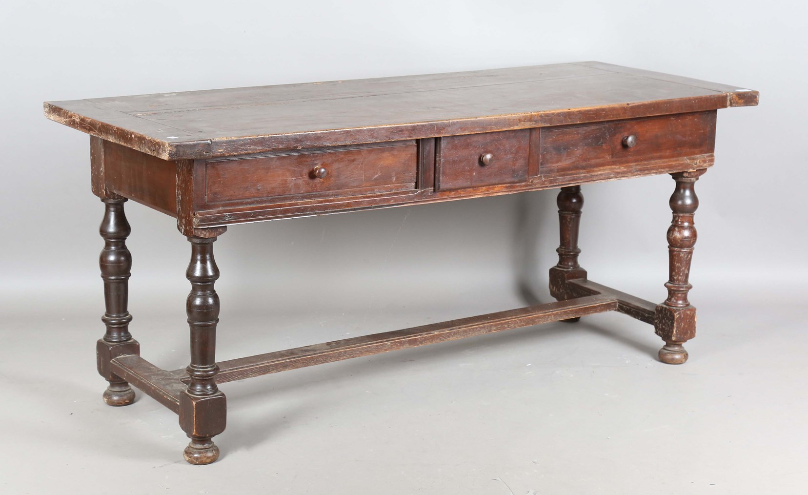 LOT 2055