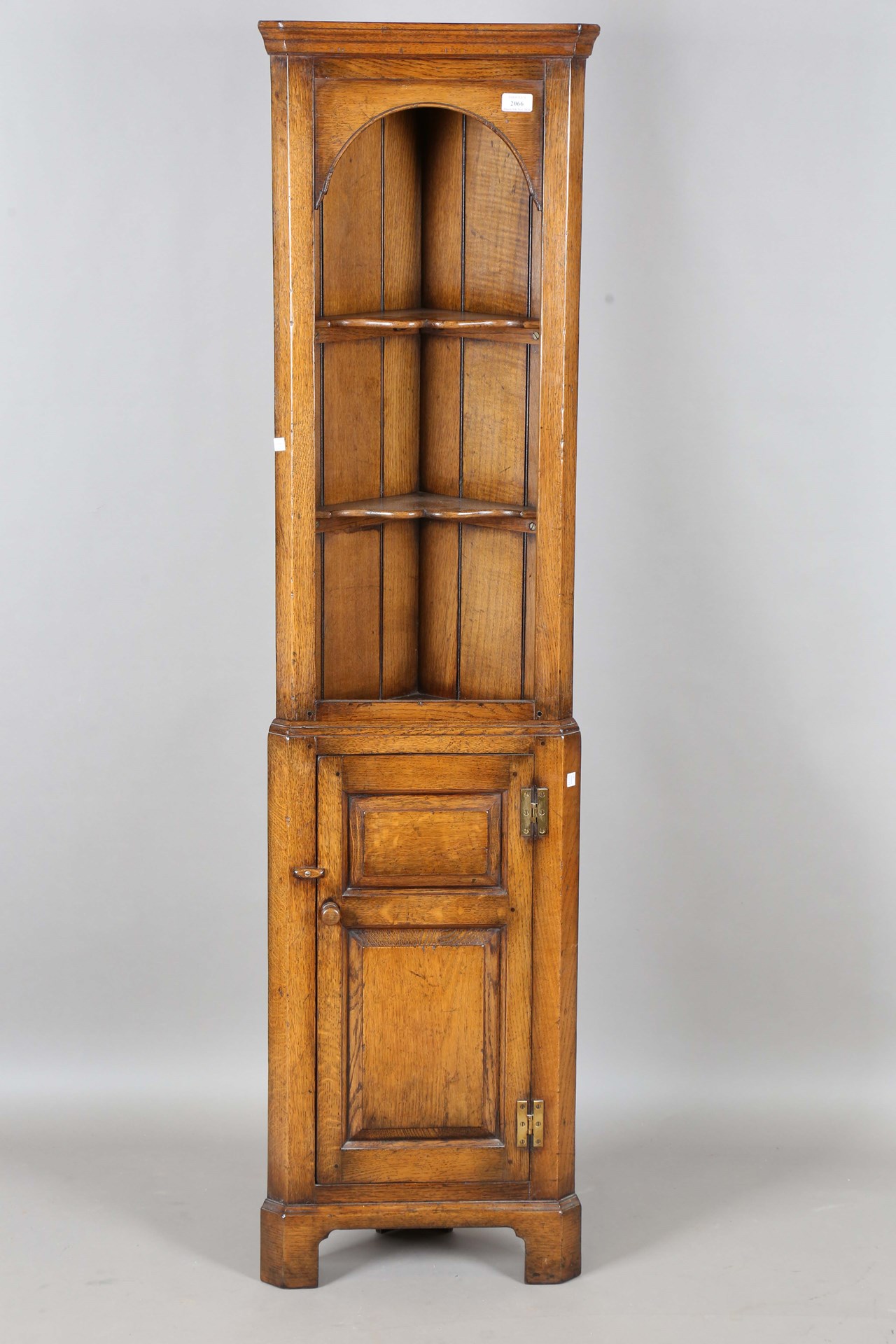 LOT 2066