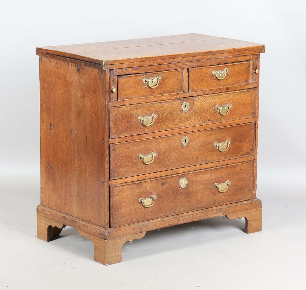 LOT 2074