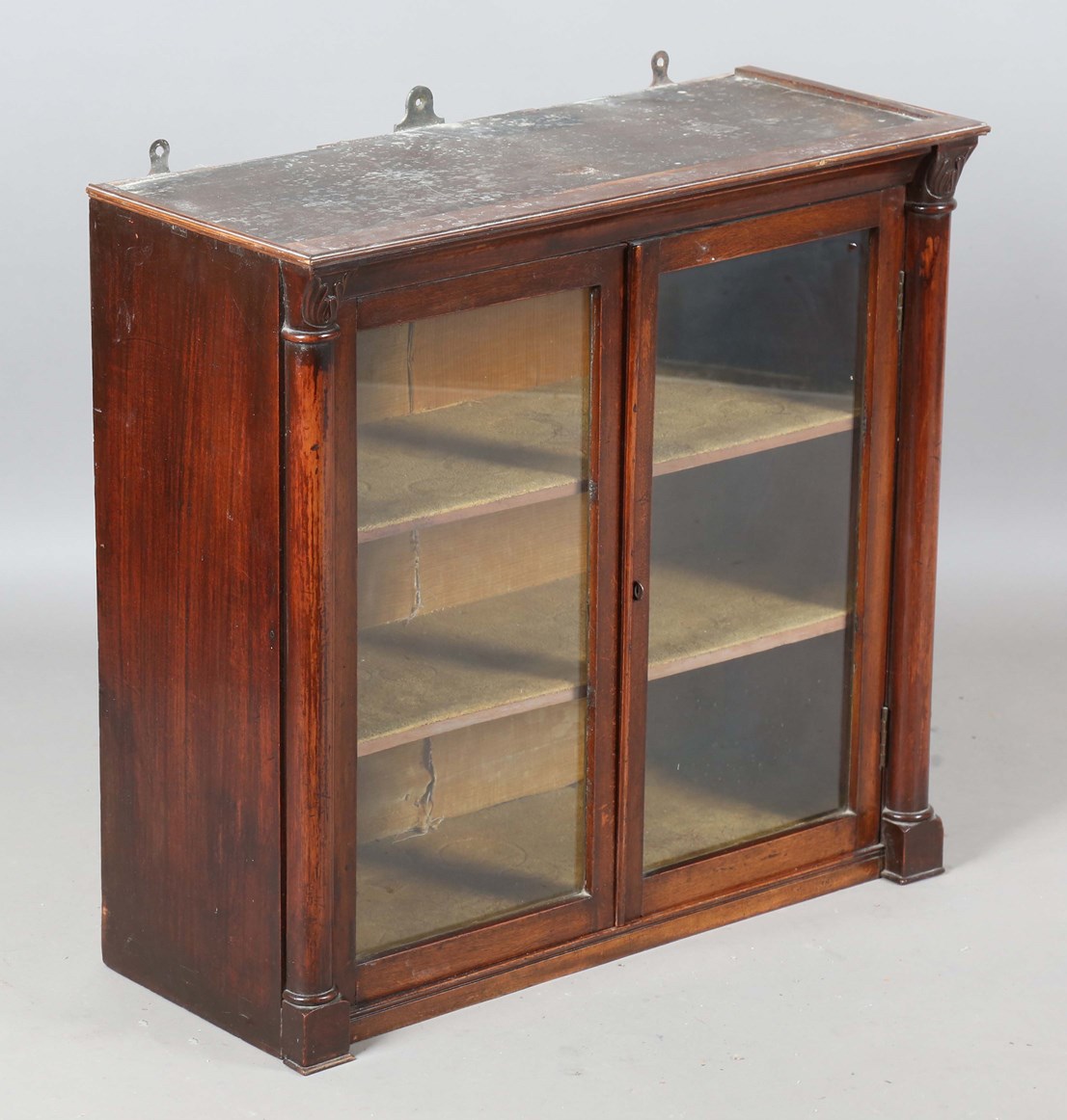 LOT 2075
