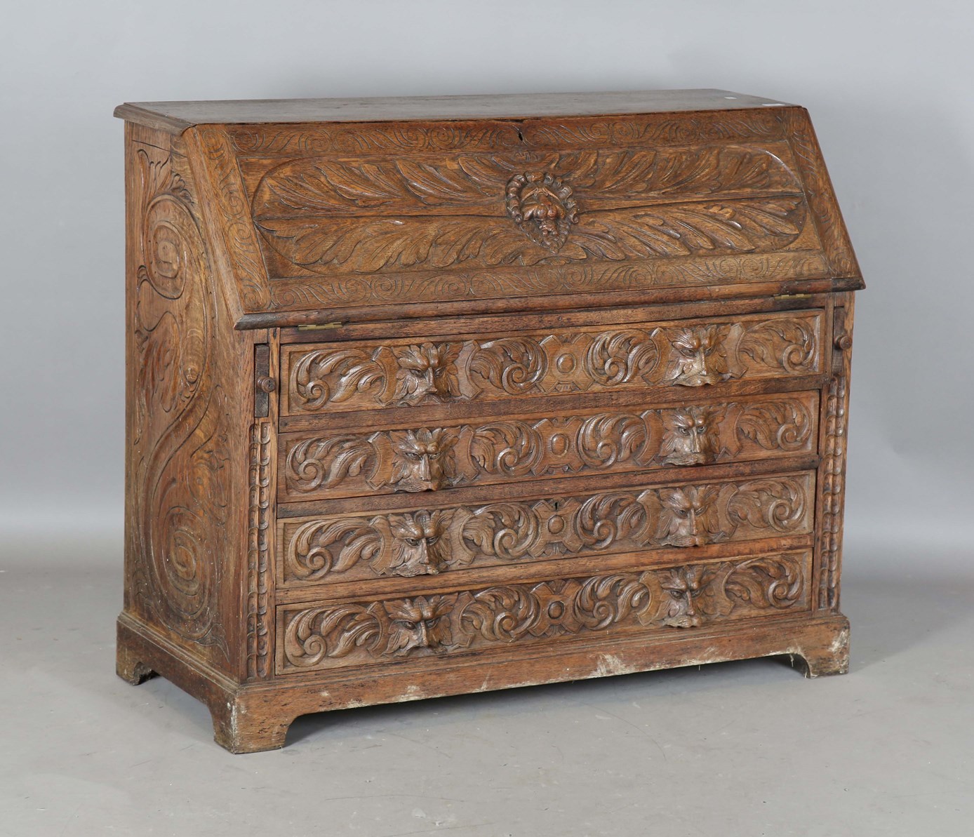 LOT 2089