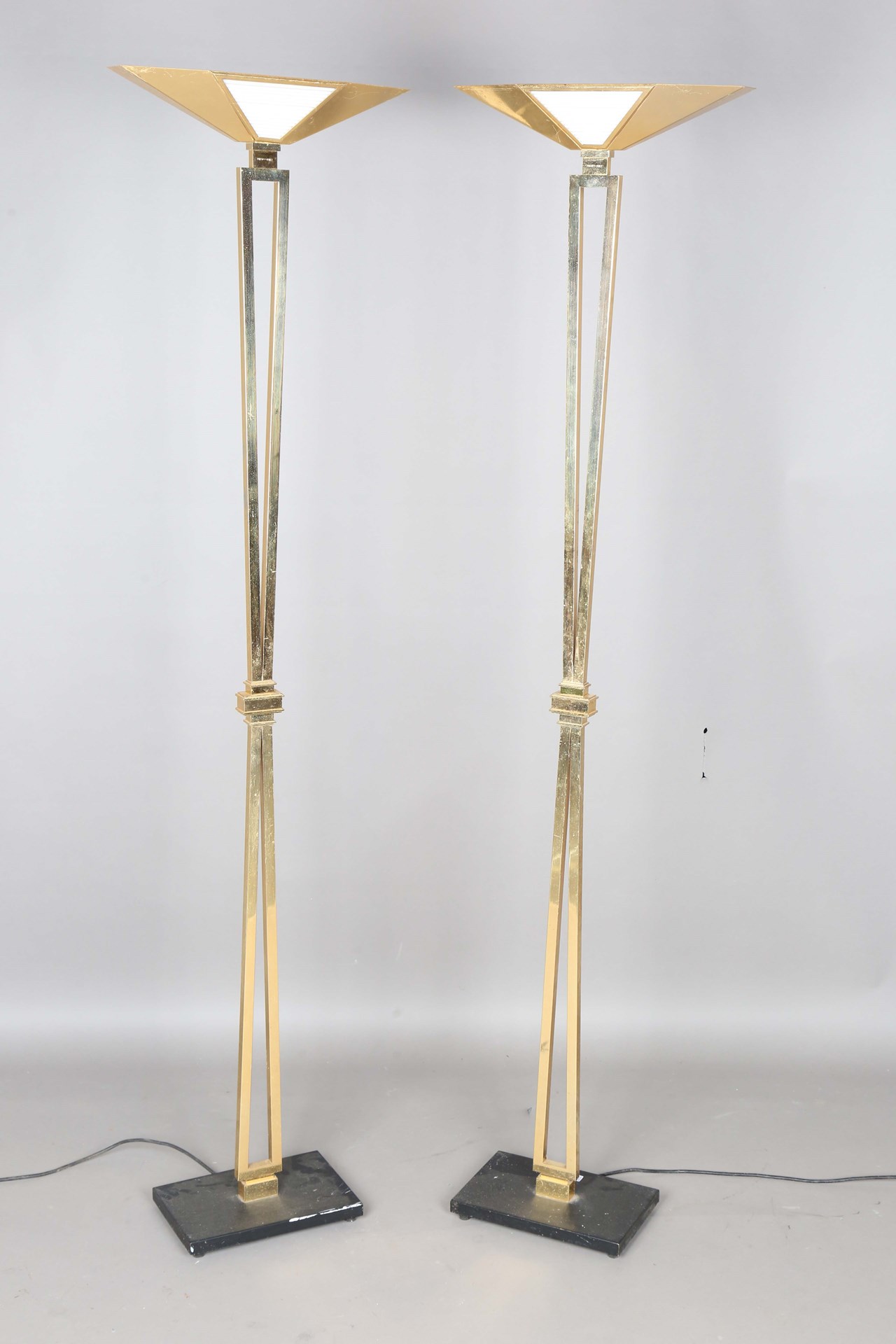 LOT 2105