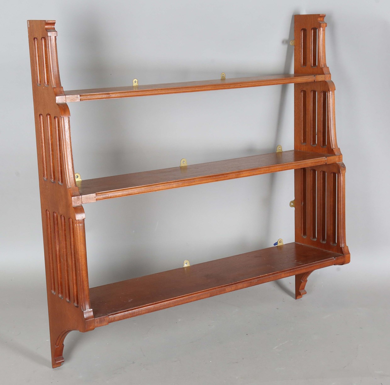 LOT 2132