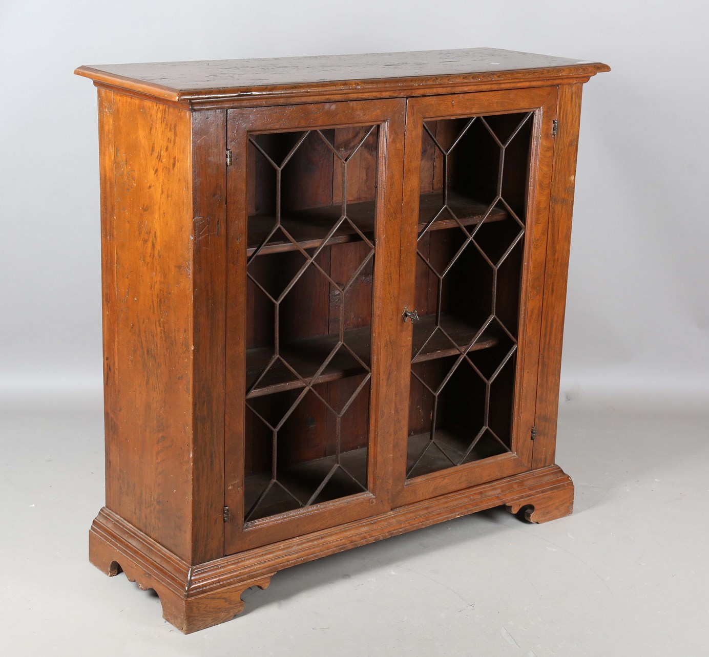 LOT 2202
