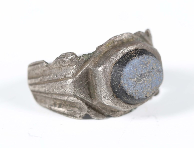 LOT 2348