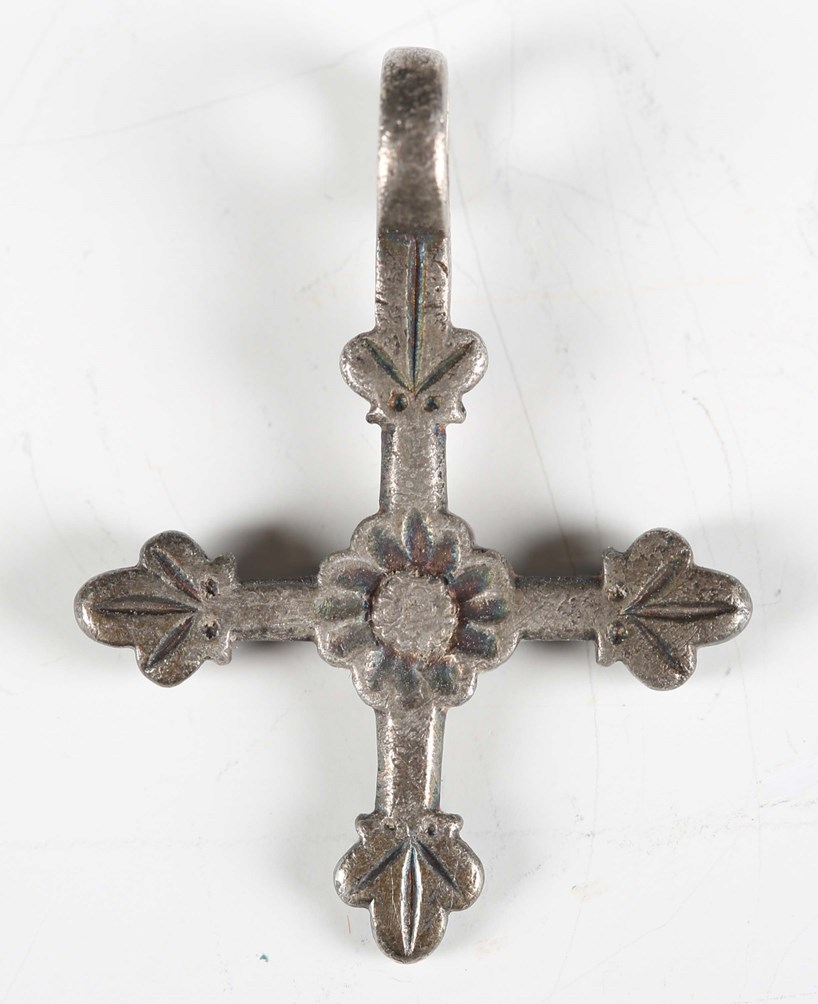 LOT 2374