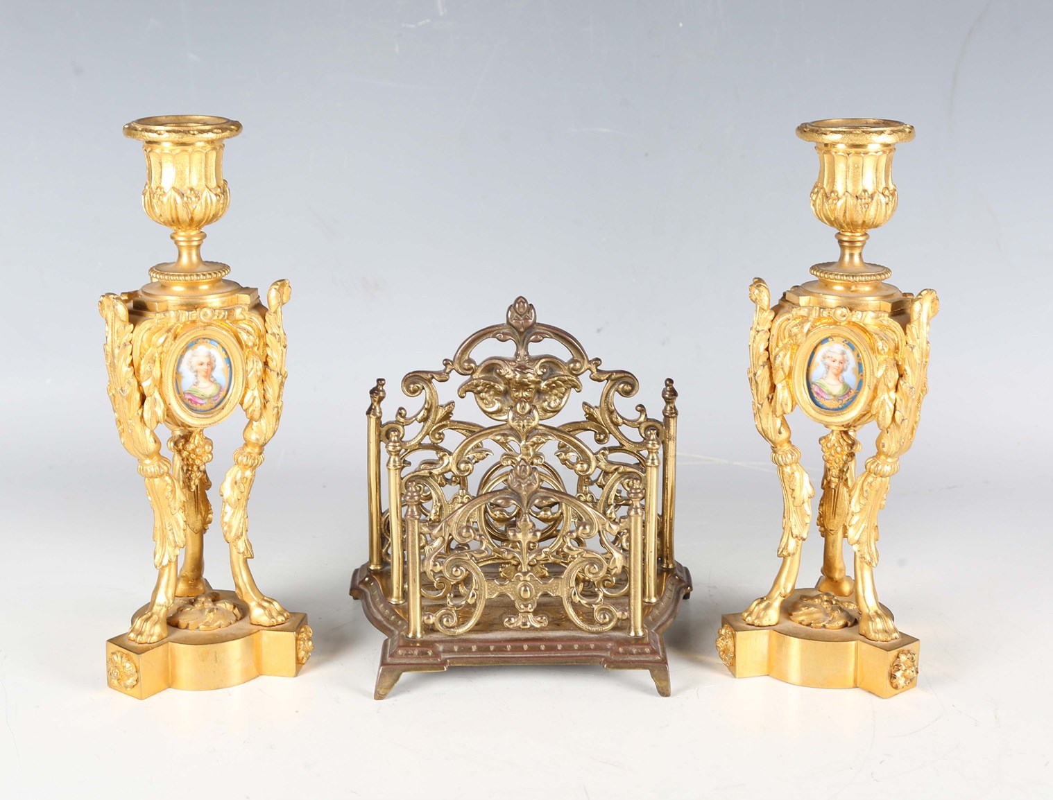 LOT 2517
