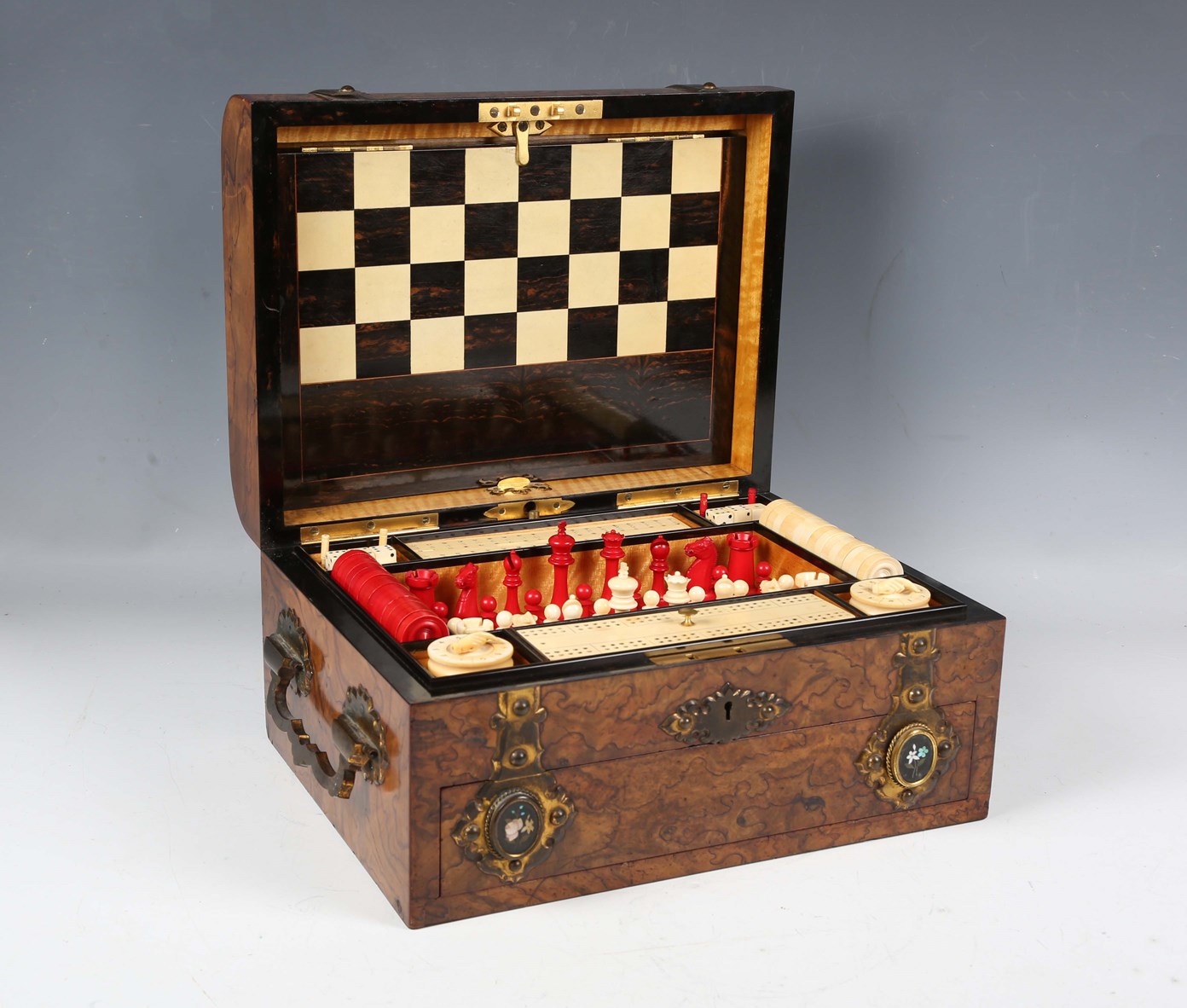 LOT 2532