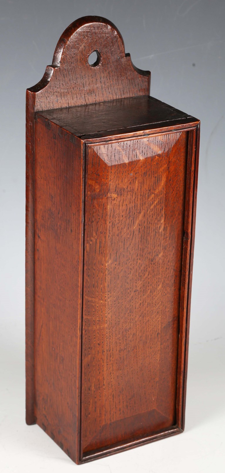 LOT 2585
